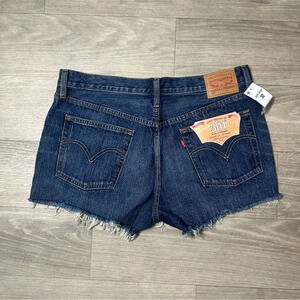 LEVIS 501 button fly denim shorts ✨